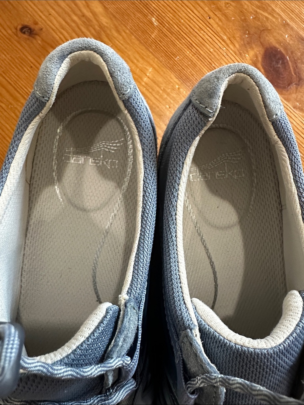 Dansko Men's Lace-Up Walking Sneakers in Blue - Picture 4 of 10